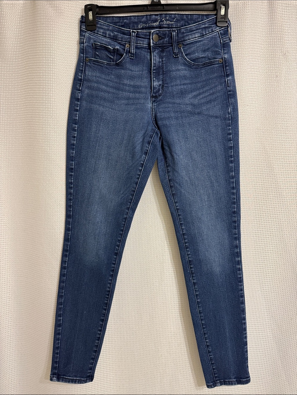 Women’s Universal Thread 5 pocket blue denim high rise skinny  jeans size 8/29R